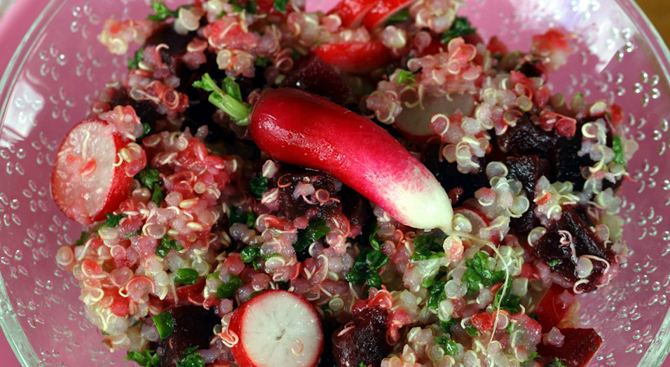 entrée pour pique nique la petite salade rose au quinoa et persil bio by Veritable®